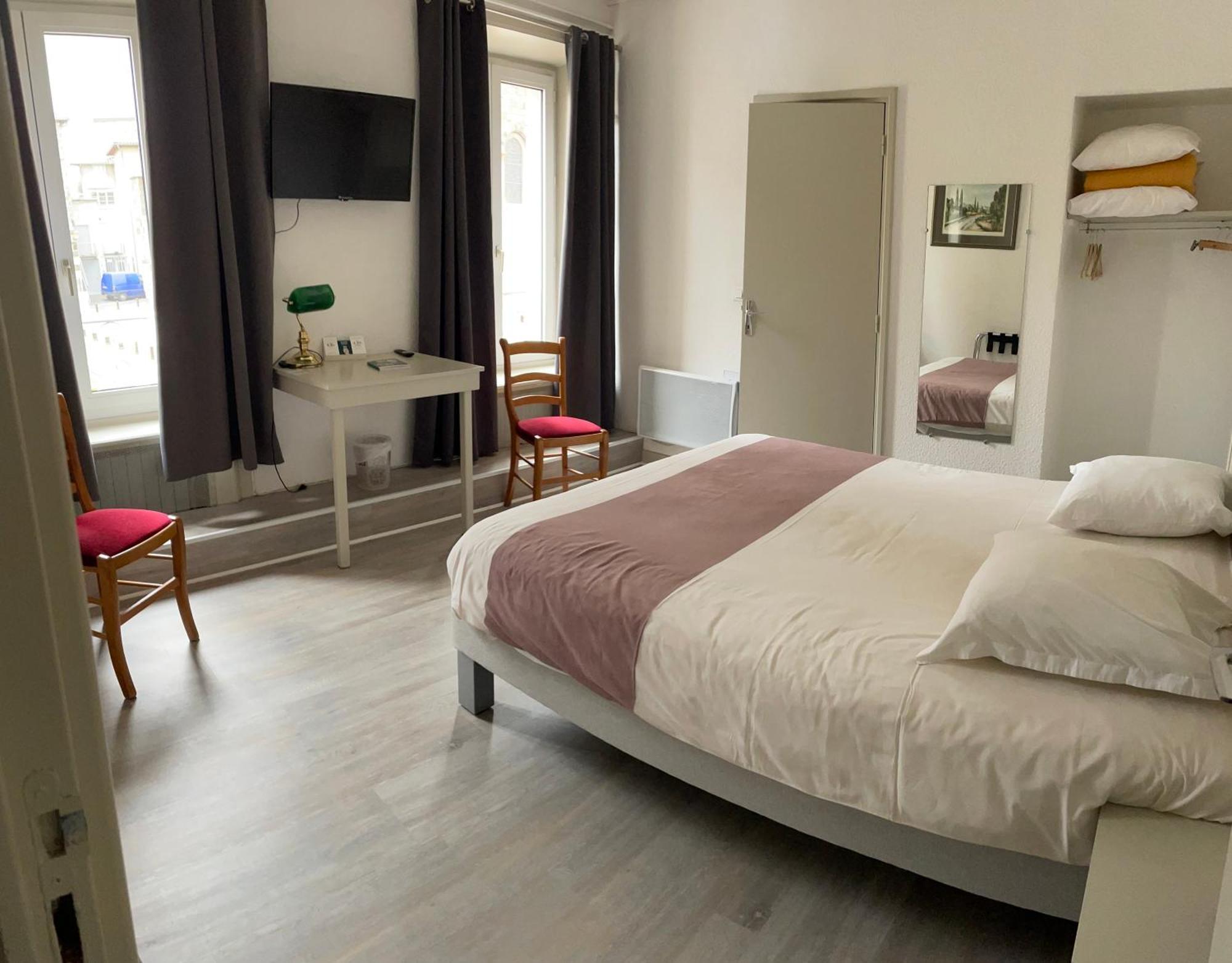 Logis Hotel Restaurant Des Voyageurs Saint-Paulien 外观 照片